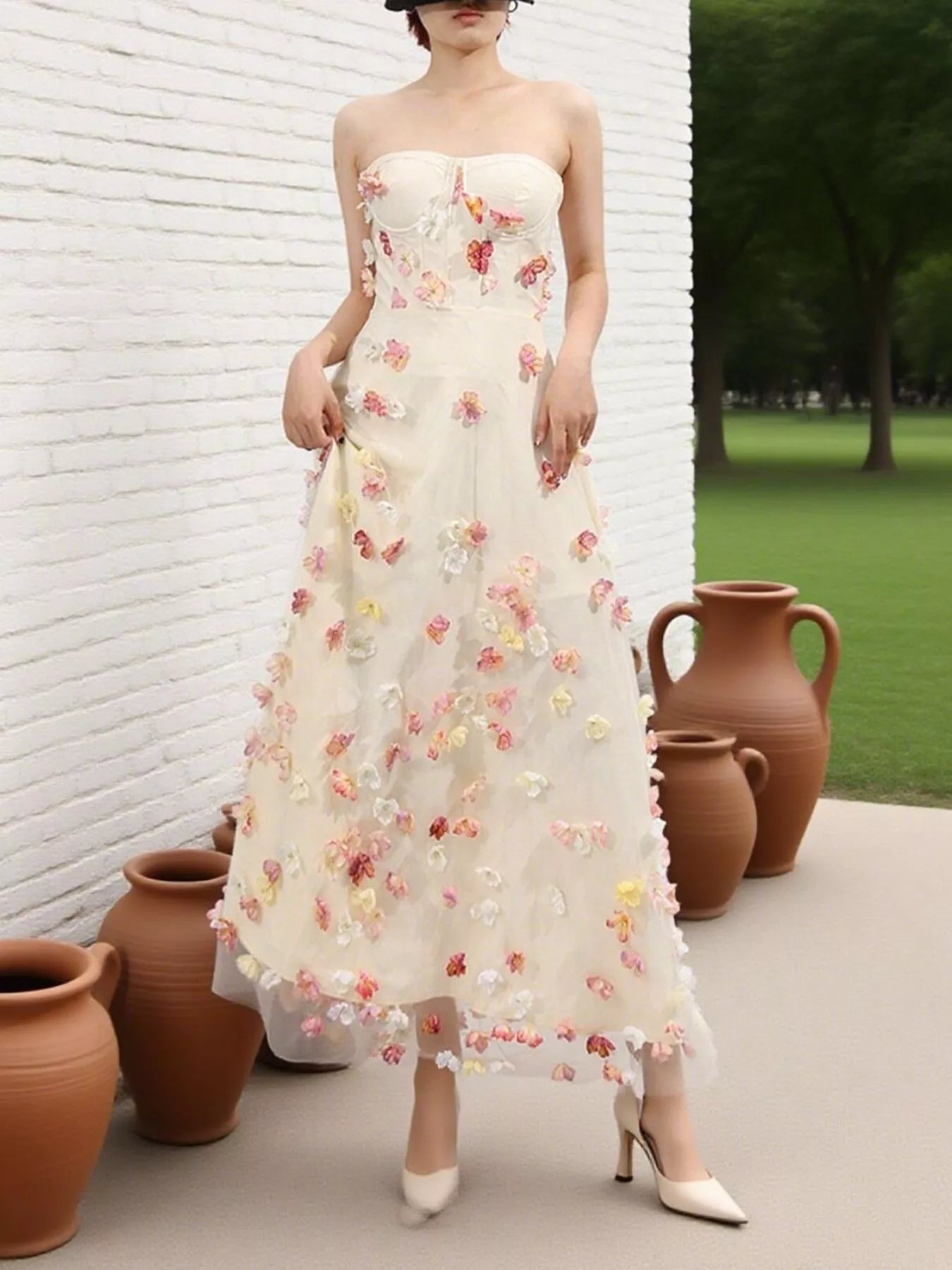 Floral Applique Strapless Tulle Maxi Dress – Montret