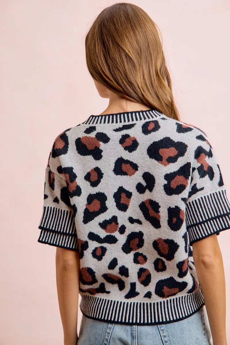 BiBi Two Tone Detail Leopard Knit Double Sleeves Top – Montret