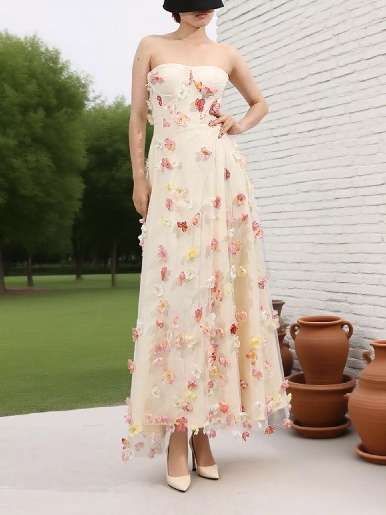 bhldn calla sleeveless tulle floral appliqué maxi dress Floral Applique Strapless Tulle Maxi Dress – Montret