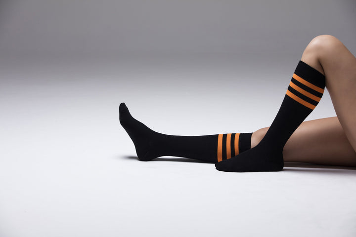 Shiny Dark Stripe Knee High Socks Set (5 Pack)