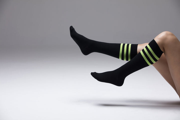 Shiny Dark Stripe Knee High Socks Set (5 Pack)