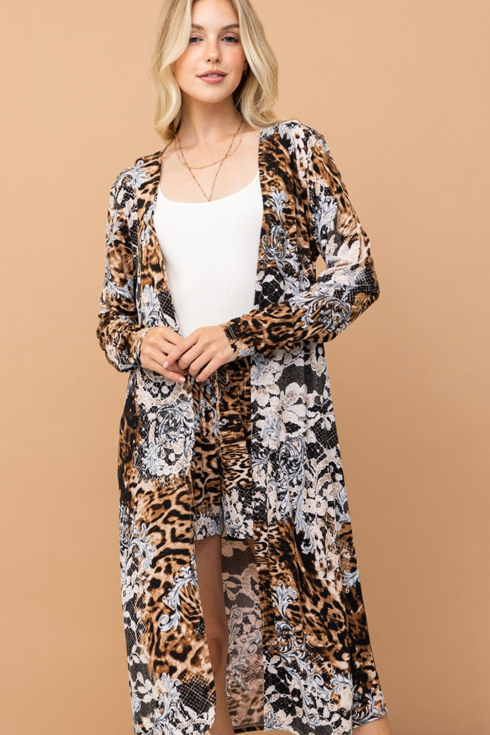 And The Why – Langer Kimono mit Leopardenmuster und offener Vorderseite