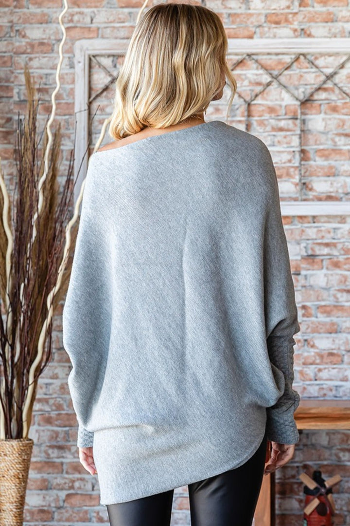 First Love – Pullover mit Dolman-Ärmeln und asymmetrischem Saum in voller Größe