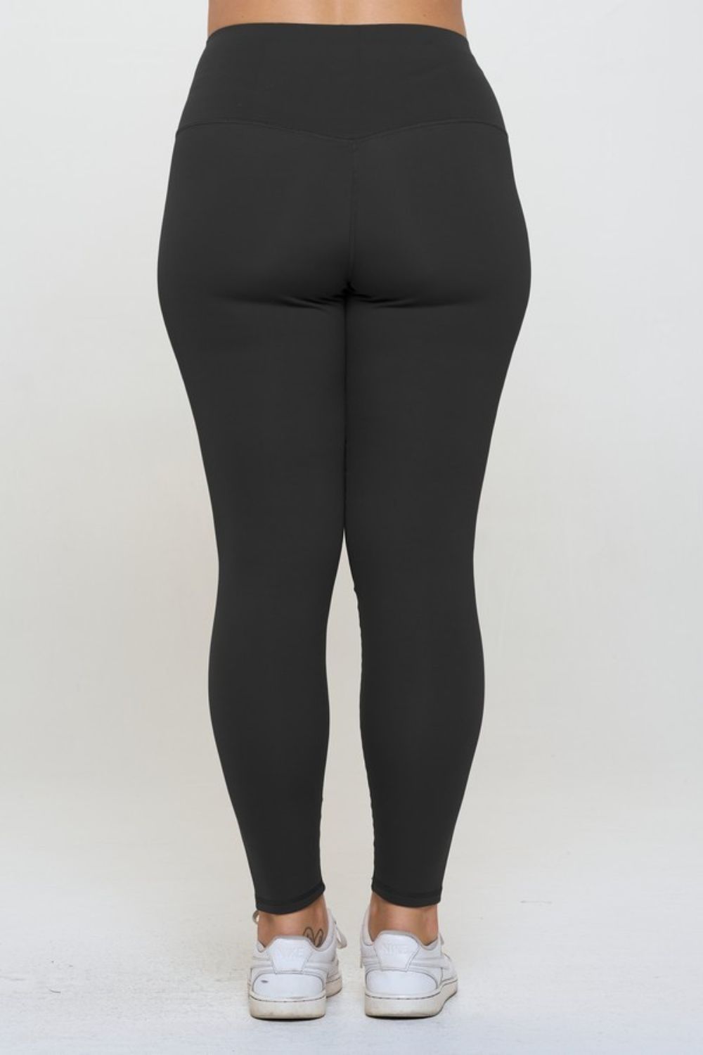 Yelete Full Size Fleece Lined High Waisted Leggings