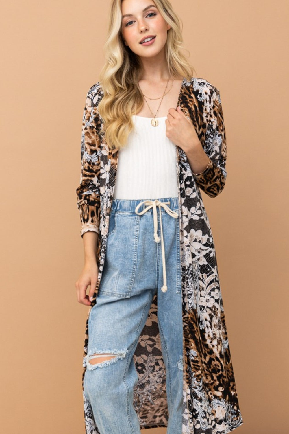 And The Why – Langer Kimono mit Leopardenmuster und offener Vorderseite