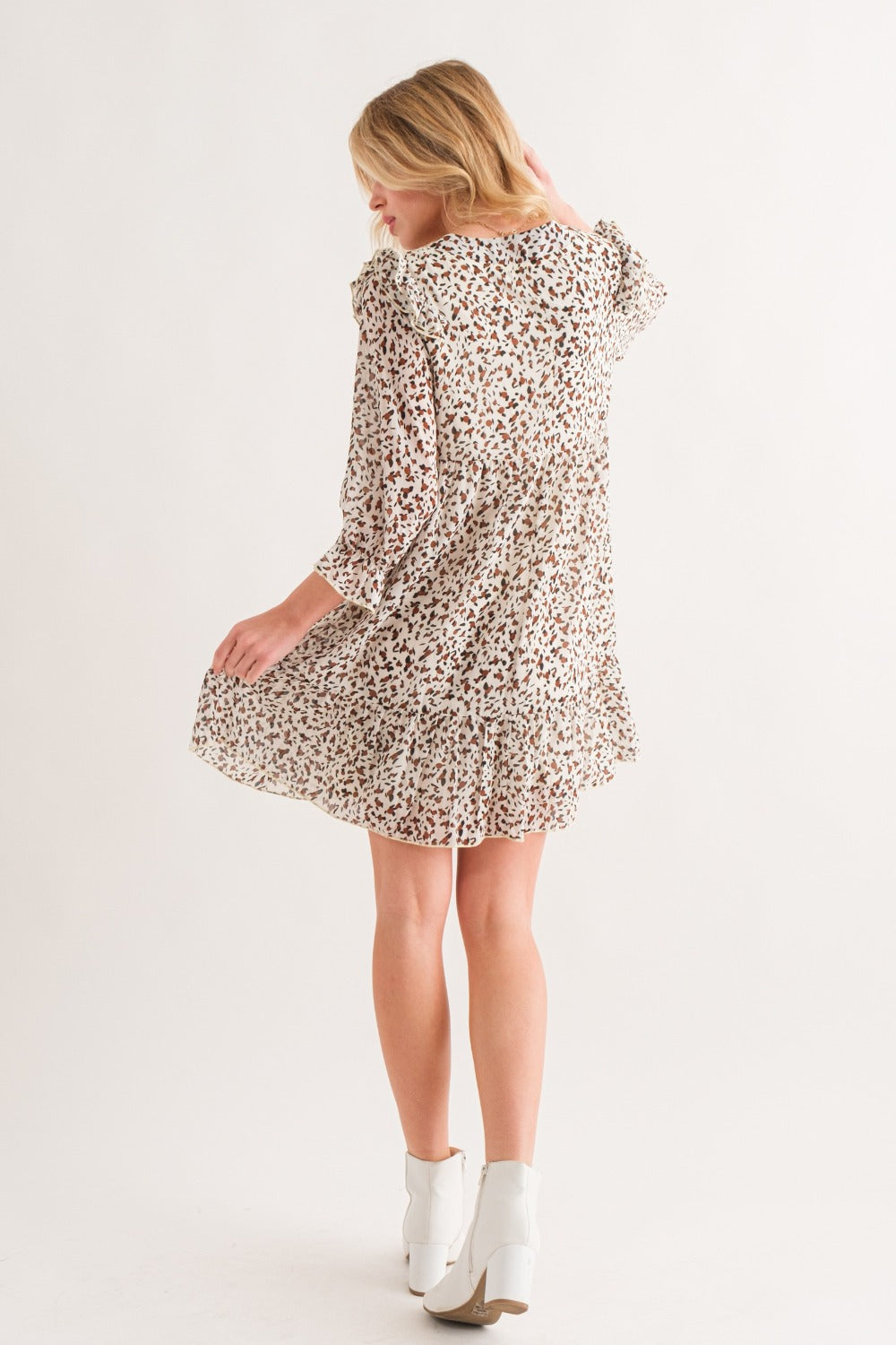 And The Why – Gewebtes Minikleid mit Leopardenmuster und Rüschensaum