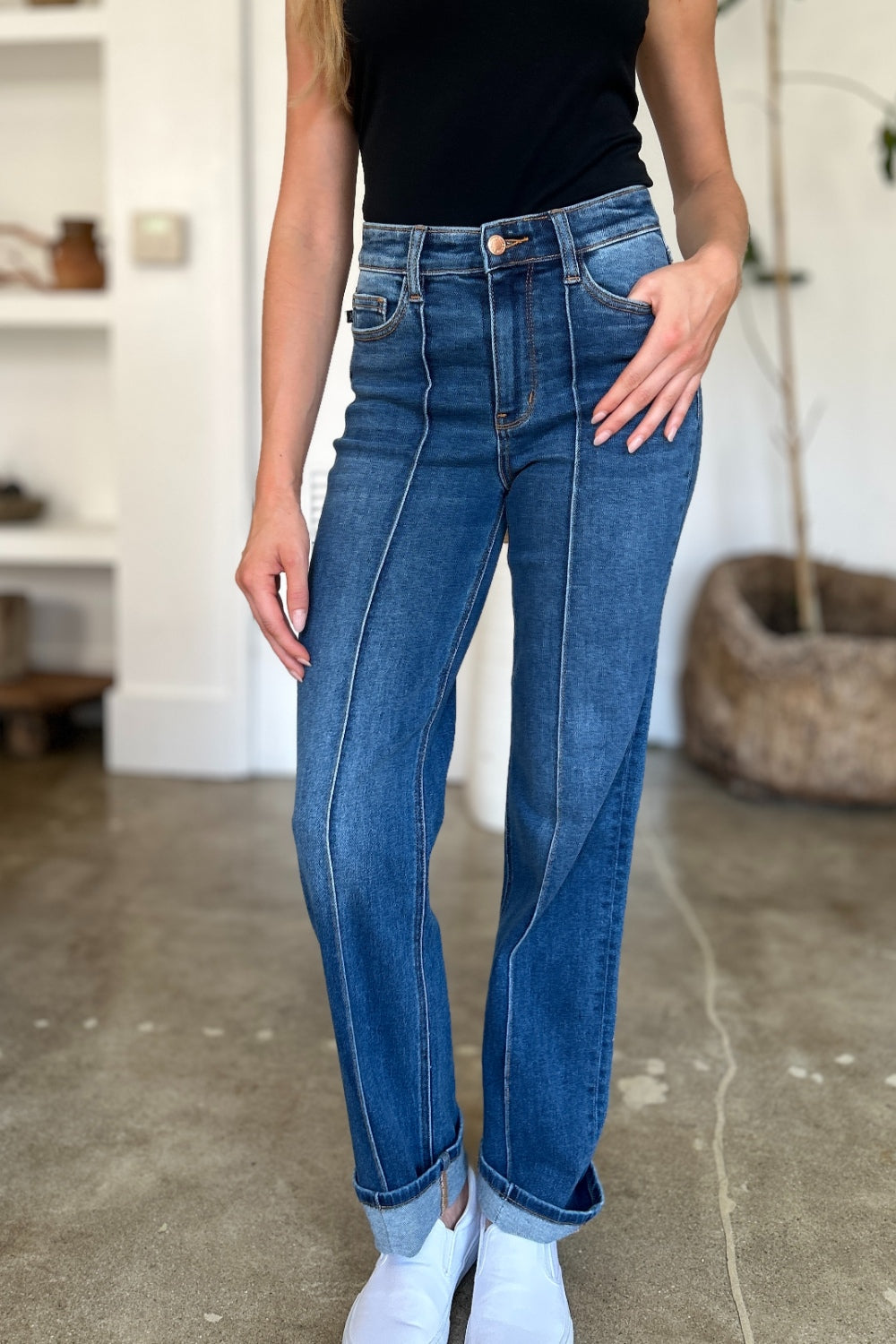 Judy Blue – Gerade Jeans in voller Größe mit hoher Taille und Vordernahtdetail