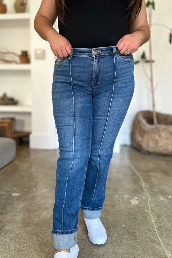 Judy Blue – Gerade Jeans in voller Größe mit hoher Taille und Vordernahtdetail