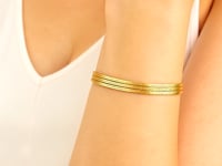 14k Yellow Gold 7 inch Three Strand Herringbone Chain Bracelet (1.80 mm)